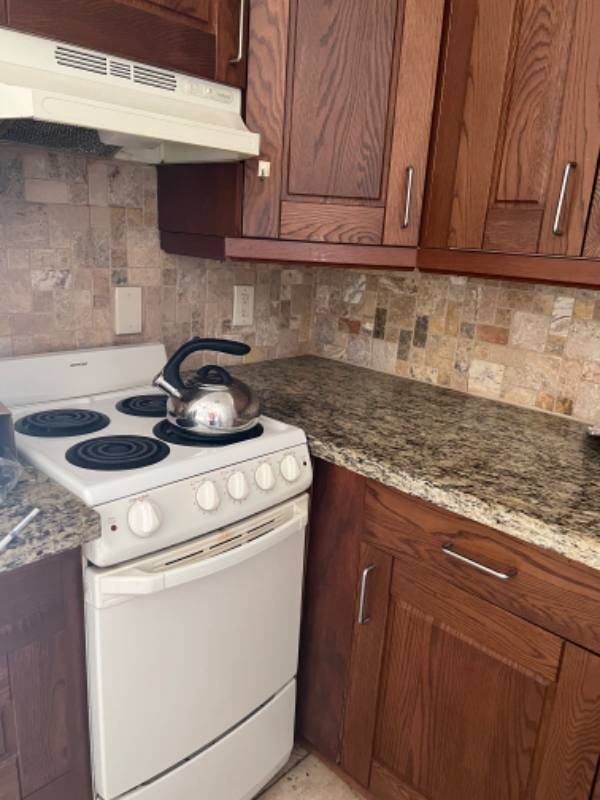 Apartment for rent at 413 SW 2 Ave, Dania, FL 33004