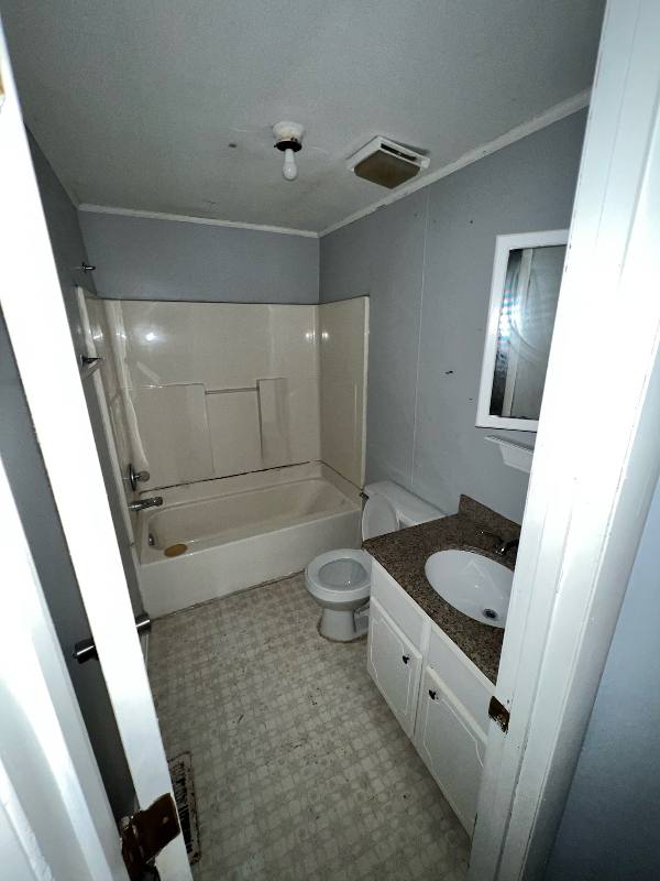 Apartment for rent at 421 S Orleans St, Florence, AL 35630