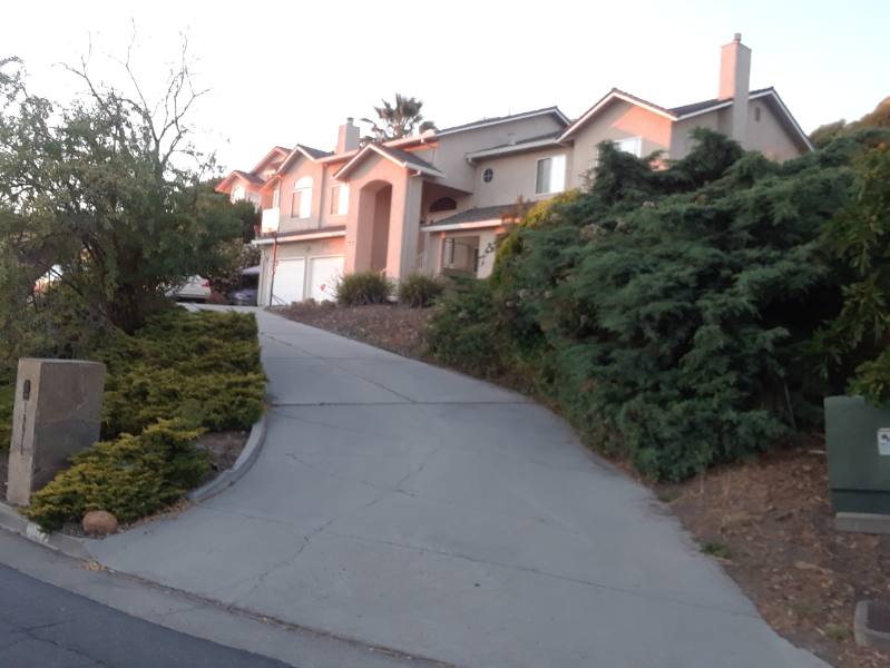 House for rent at 10072 Roseview Dr, San Jose, CA 95127