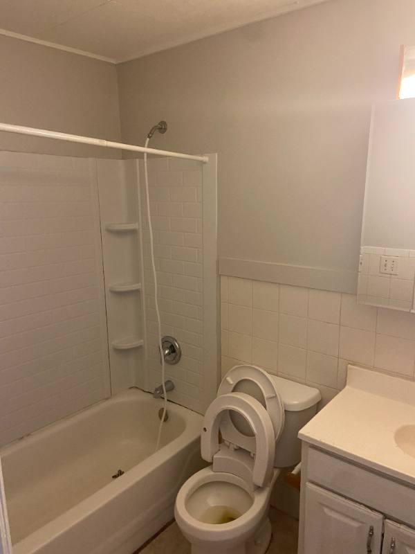 Apartment for rent at 906 W S St #3, Greenfield, IN 46140