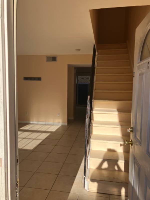 Townhouse for rent at 4209 Eporia St, Metairie, LA 70001