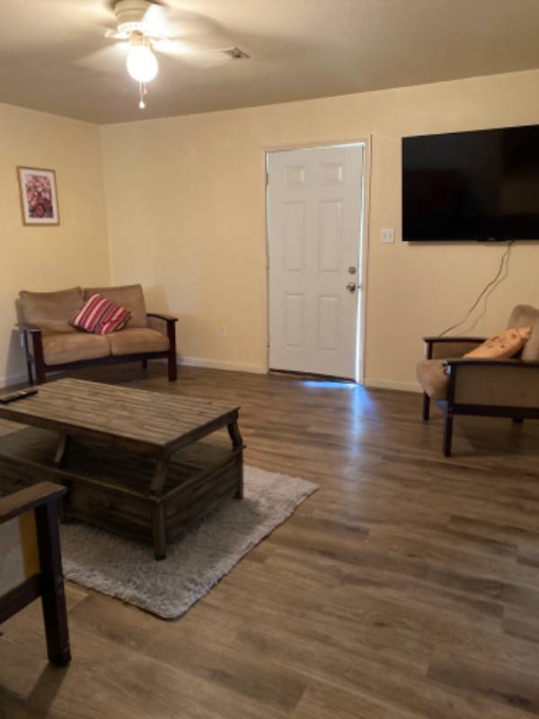 House for rent at 20799 Pine Island Rd, Hempstead, TX 77445