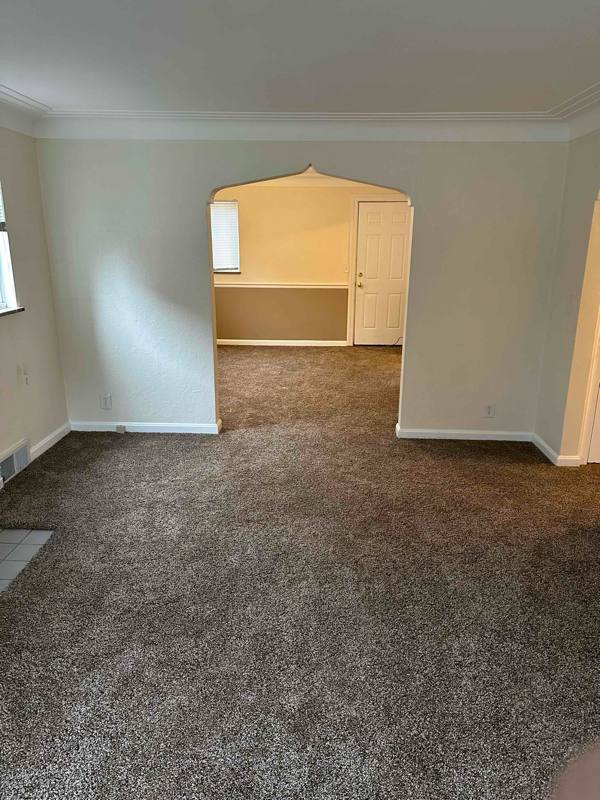 Apartment for rent at 4213 Applegate Ave #2, Cincinnati, OH 45211