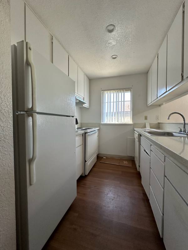 Apartment for rent at 5421 El Camino Ave #14, Carmichael, CA 95608