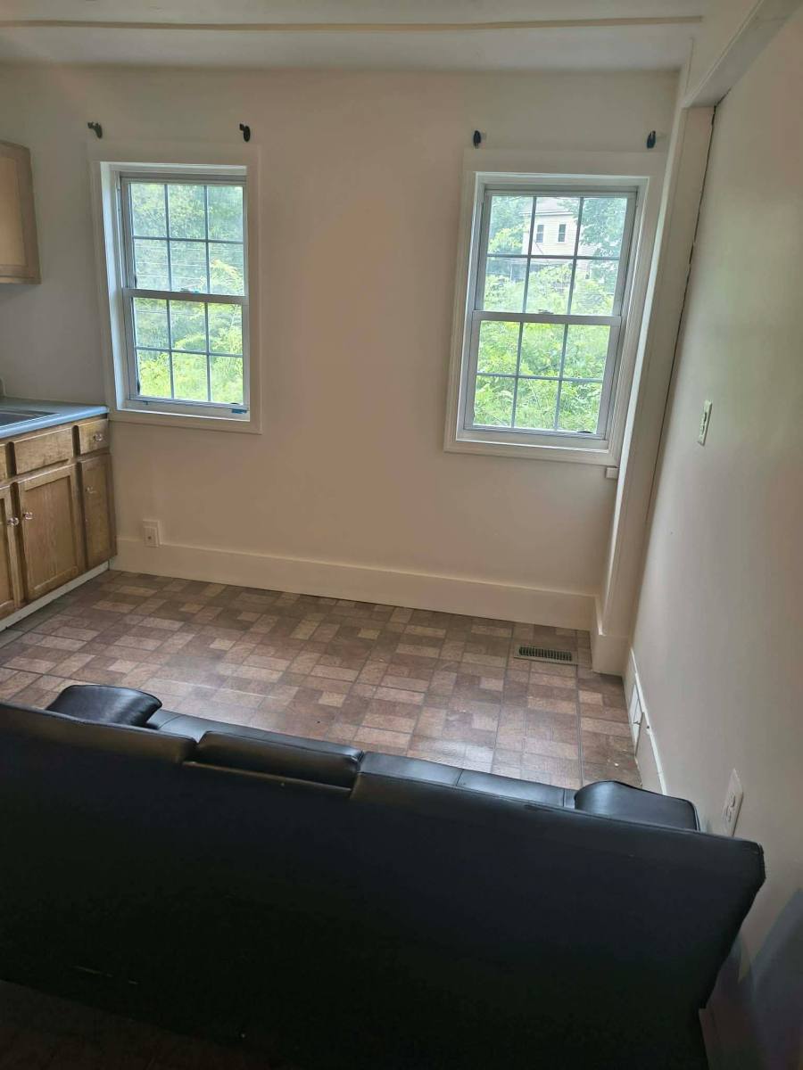 Apartment for rent at 1529 18th St #1, Altoona, PA 16601