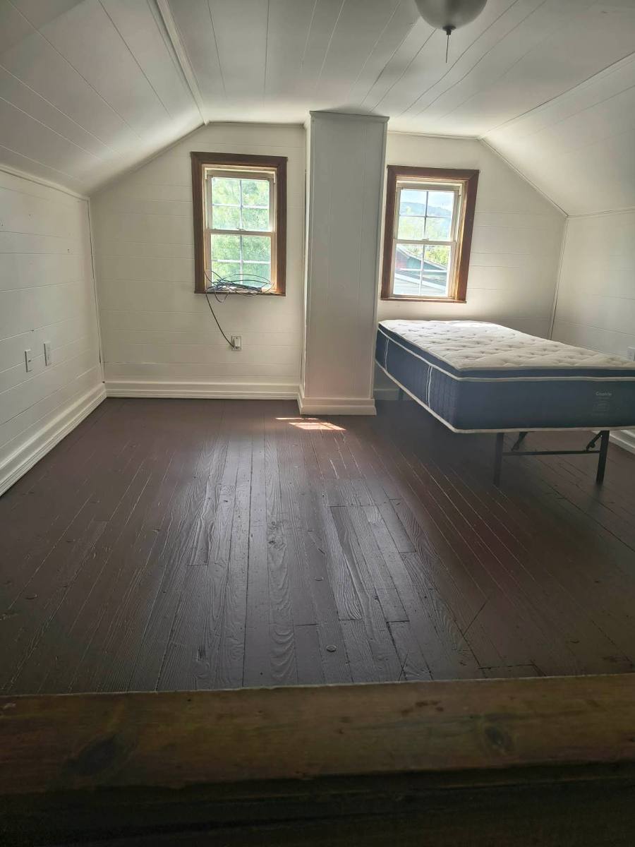 Apartment for rent at 1529 18th St #1, Altoona, PA 16601