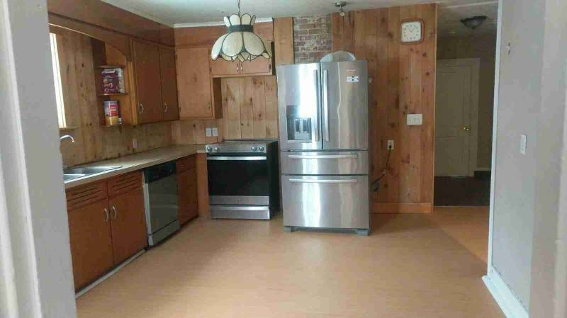 Apartment for rent at 150 Green St #1, Athol, MA 01331