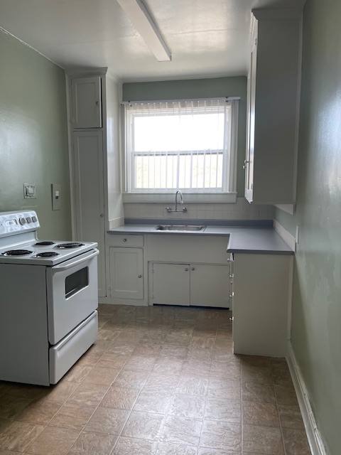 Apartment for rent at 2624 Foothill Blvd #305, Oakland, CA 94601