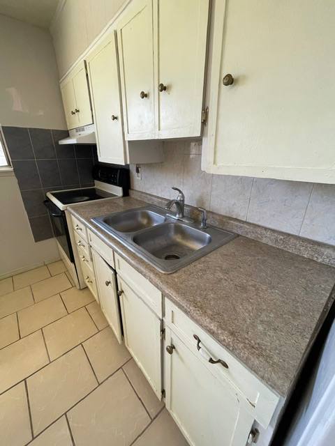 Apartment for rent at 4426 Moonlight Ave #1, El Paso, TX 79904