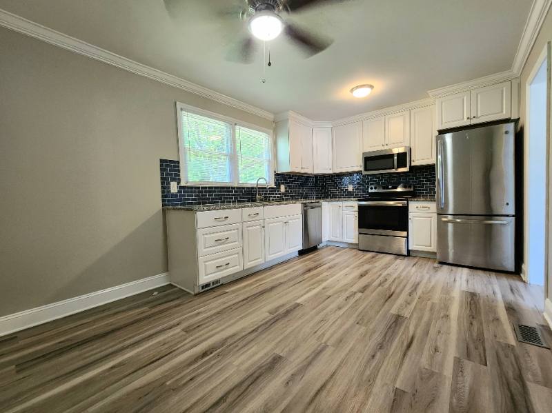 House for rent at 445 Summerland Dr, Spartanburg, SC 29306