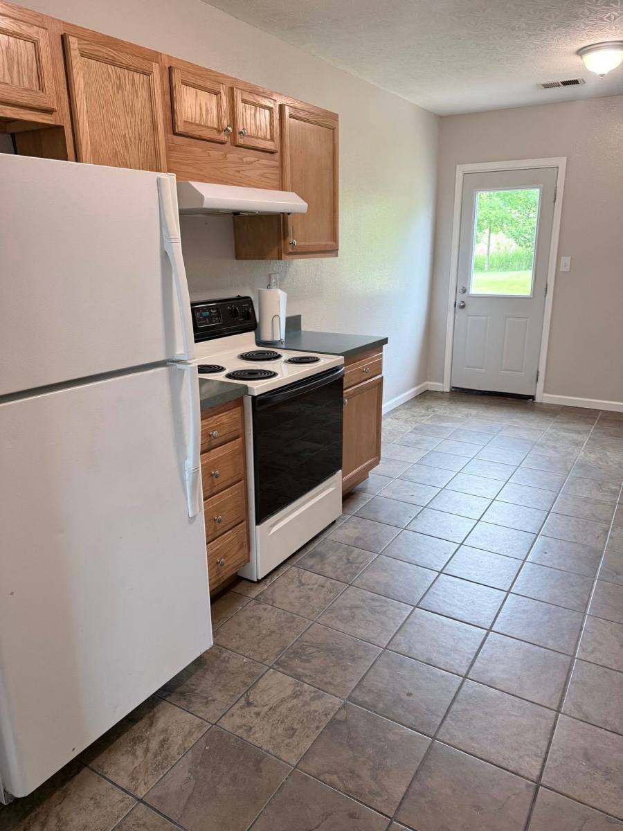 House for rent at 515 E Brookelynn Court, Pekin, IN 47165