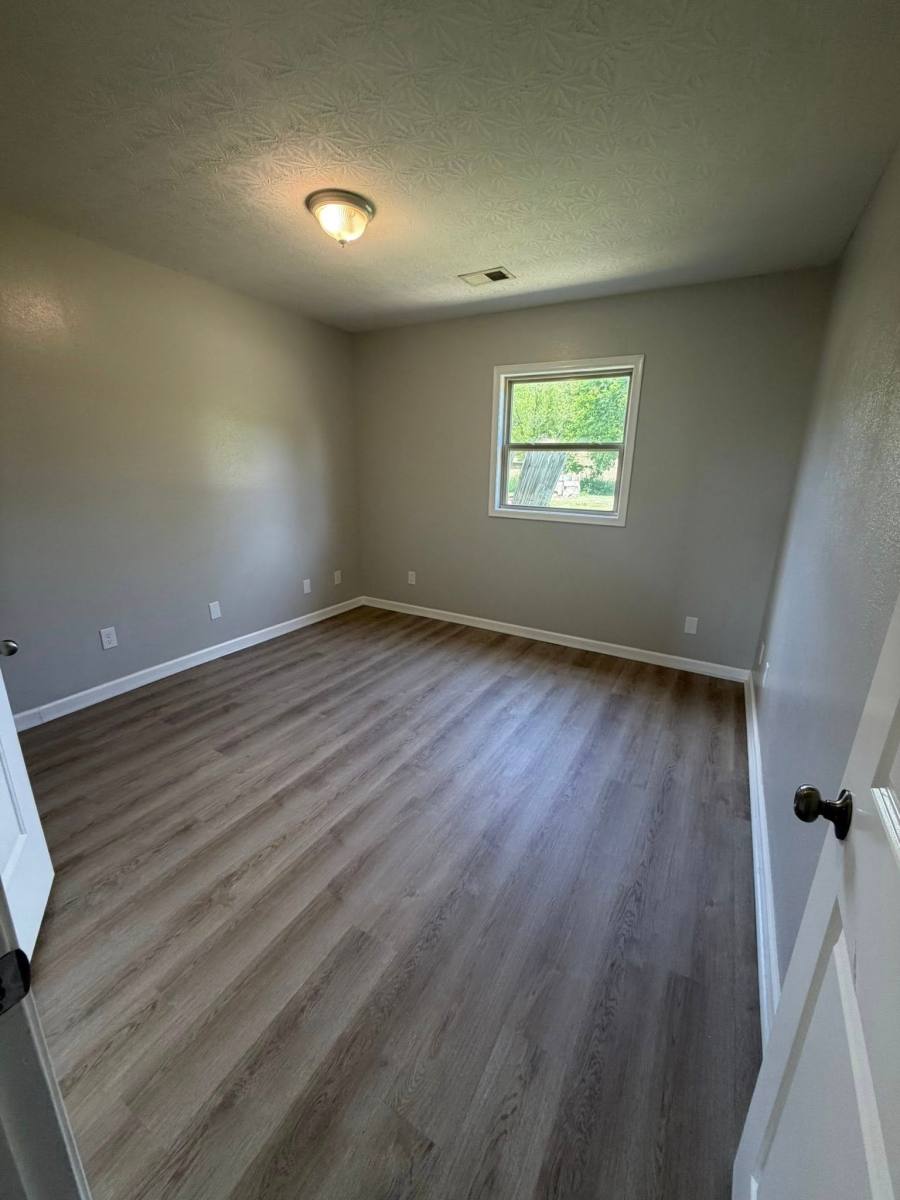 House for rent at 515 E Brookelynn Court, Pekin, IN 47165