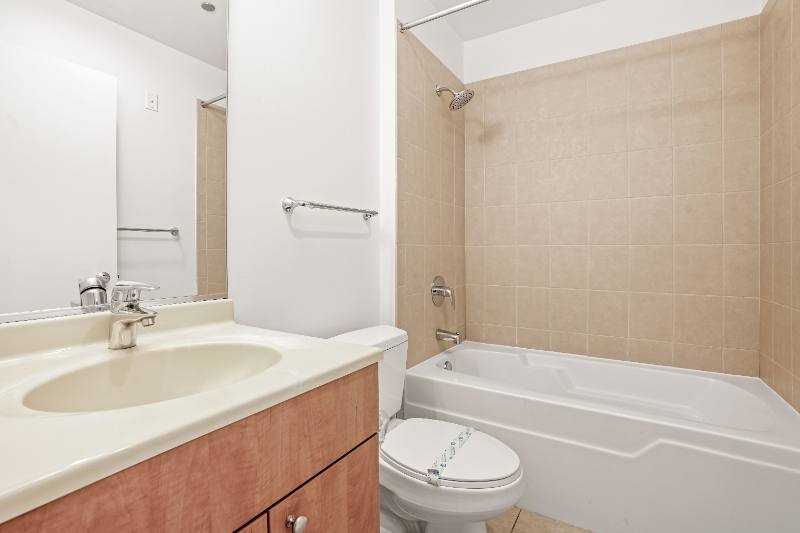 Apartment for rent at 720 S Clark, Chicago, IL 60605