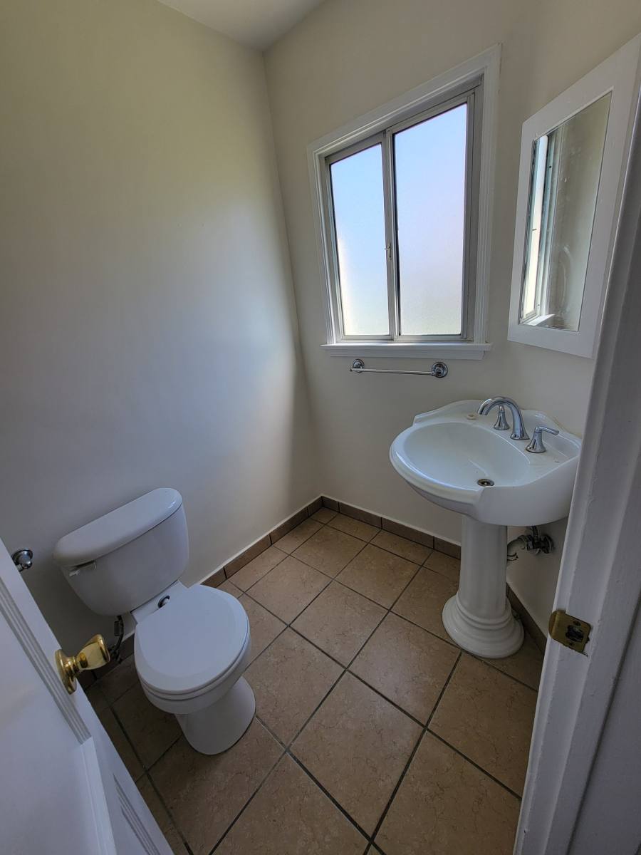 Apartment for rent at 13626 1 2 Leadwell St #626 1-2, Van Nuys, CA 91405