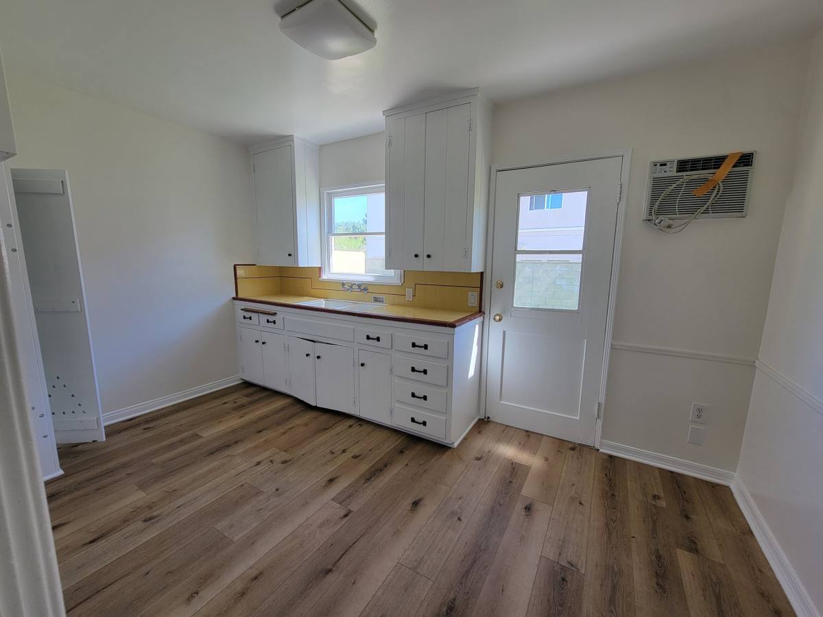 Apartment for rent at 13626 1 2 Leadwell St #626 1-2, Van Nuys, CA 91405