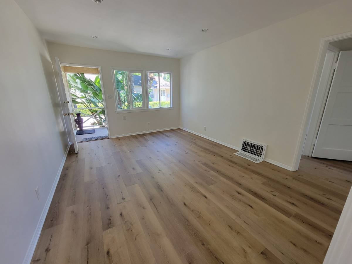 Apartment for rent at 13626 1 2 Leadwell St #626 1-2, Van Nuys, CA 91405