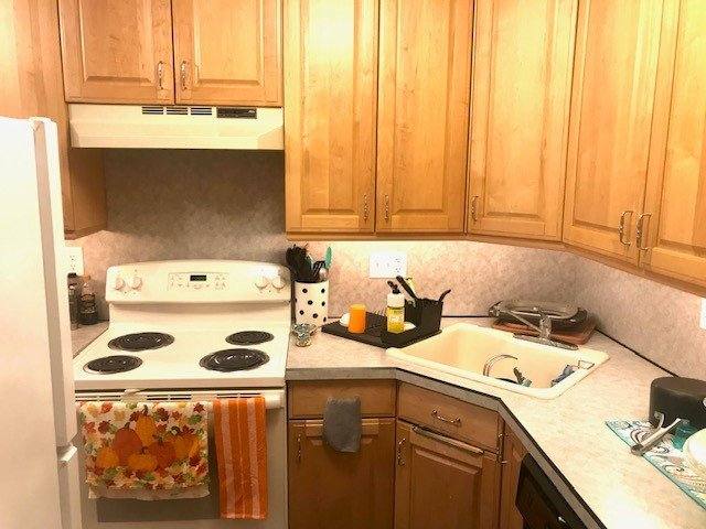 Apartment for rent at 79-18 Balance Rock Rd, Seymour, CT 06483