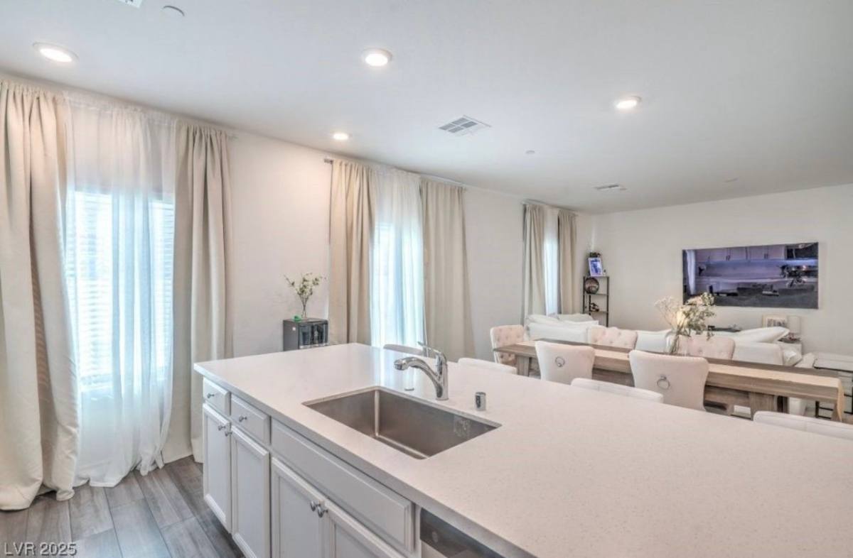 Townhouse for rent at 7318 N Decatur Blvd #4, Las Vegas, NV 89131