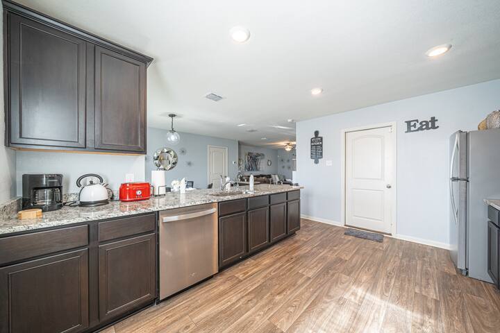House for rent at 11922 Lake Parker, San Antonio, TX 78252