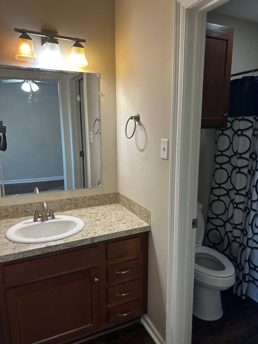 Apartment for rent at 116A Bilbo St, Lake Charles, LA 70601