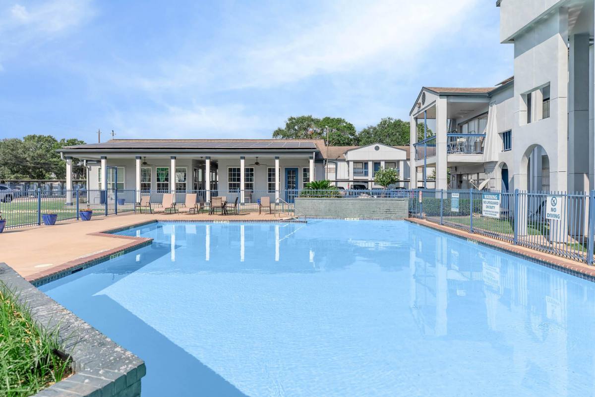 Apartment for rent at 3802 Nasa Rd, Seabrook, TX 77586