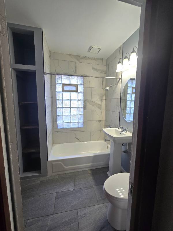 House for rent at 2566 N 40th St, Milwaukee, WI 53210