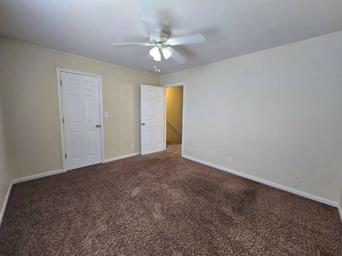 248-2C Executive Ave, Clarksville, TN 37042 - Townhouse for Rent - Image 10