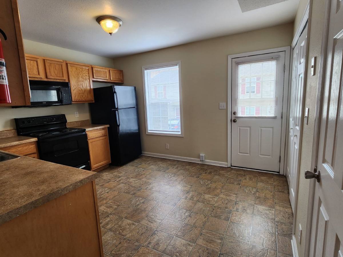 Townhouse for rent at 248-2C Executive Ave, Clarksville, TN 37042