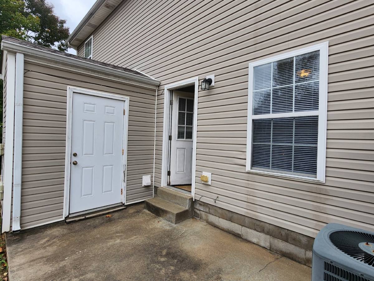 248-2C Executive Ave, Clarksville, TN 37042 - Townhouse for Rent - Image 15
