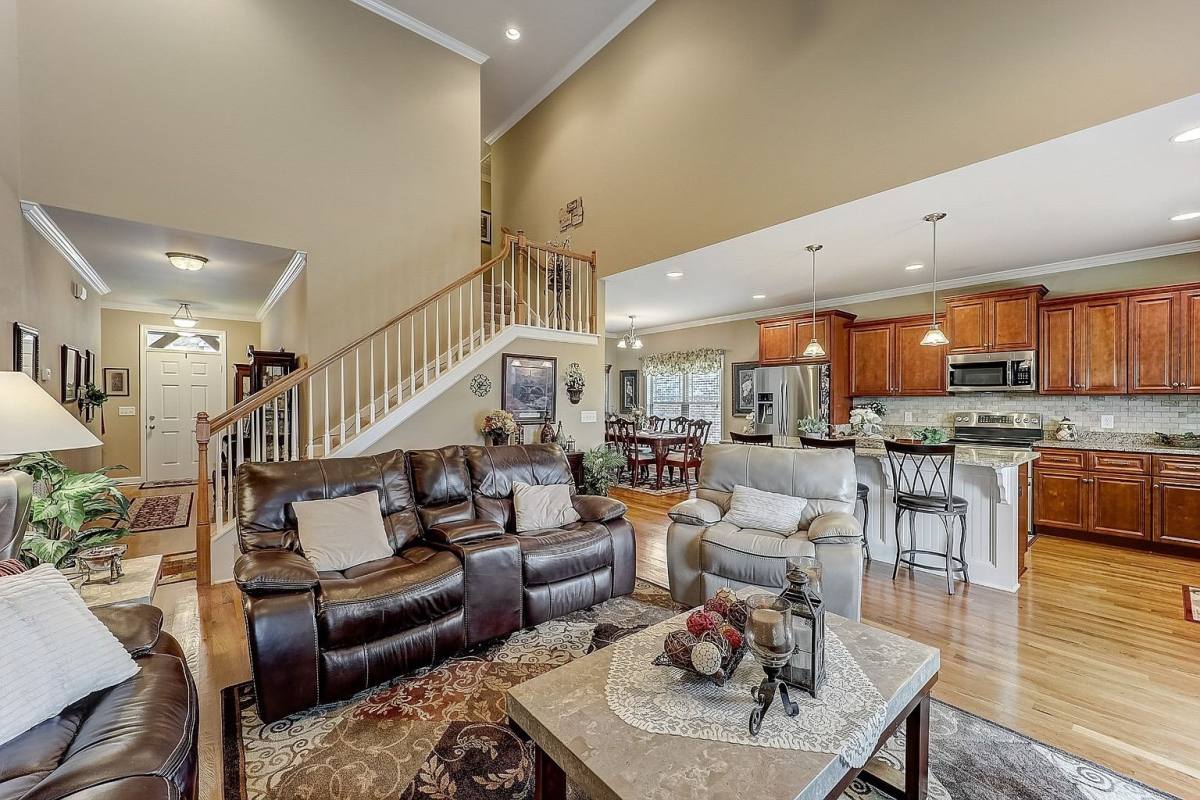 House for rent at 6040 Sanmar Dr, Spring Hill, TN 37174