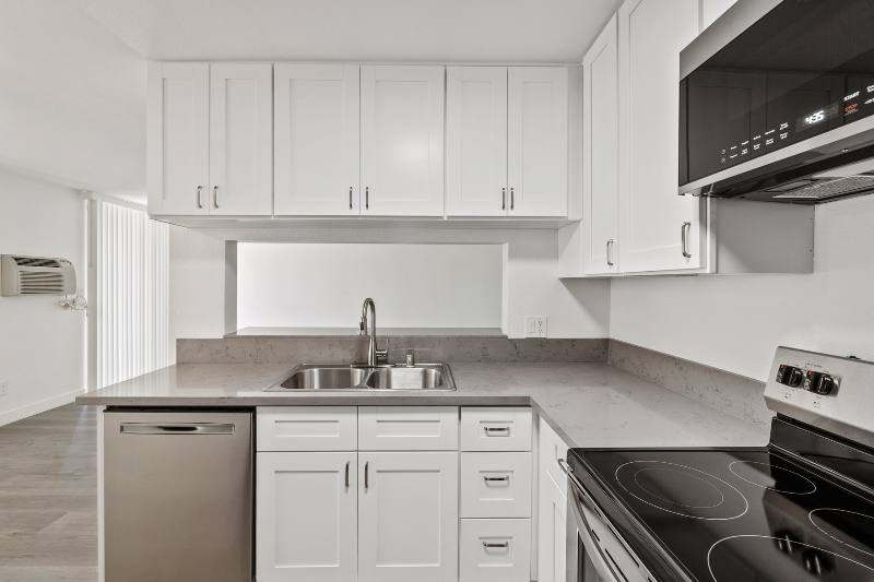 Townhouse for rent at 712 S Fernwood St #11, West Covina, CA 91791