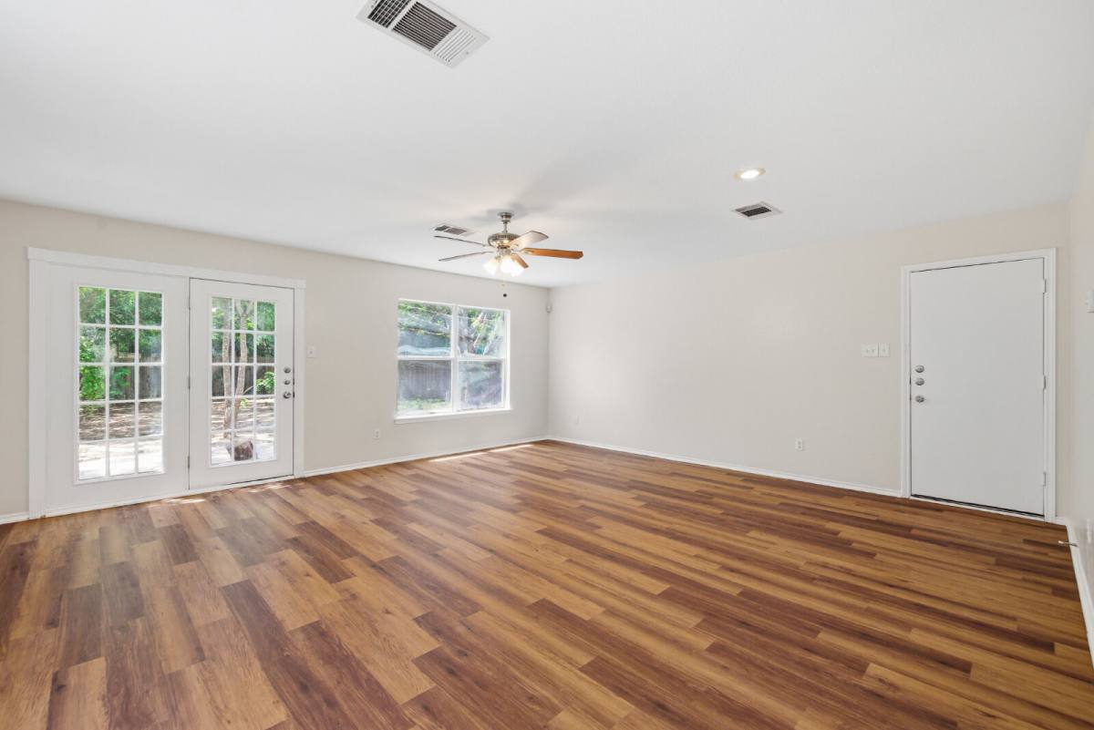 House for rent at 10316 Garbacz Dr, Austin, TX 78748