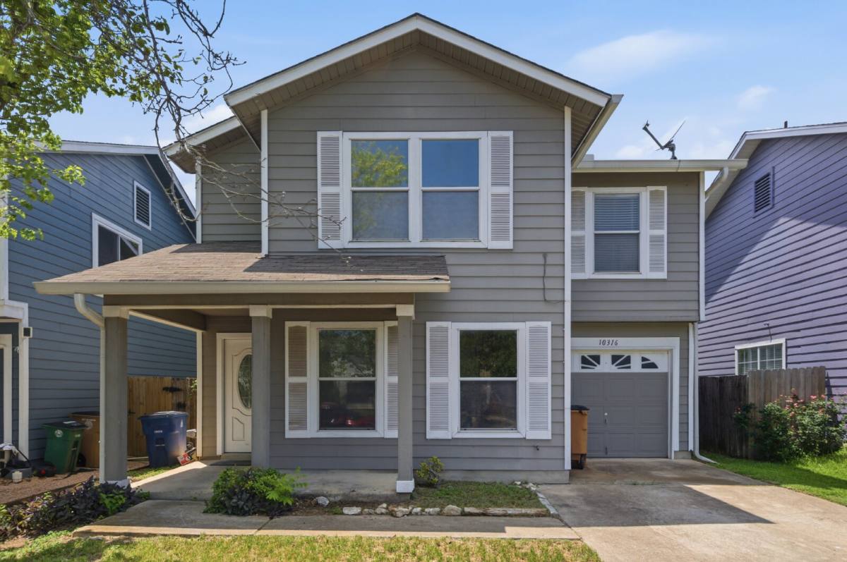 House for rent at 10316 Garbacz Dr, Austin, TX 78748