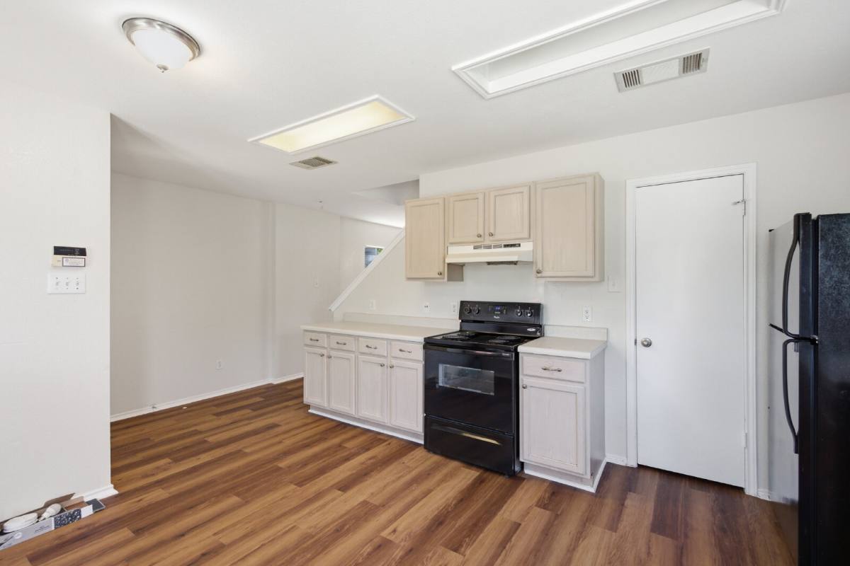 House for rent at 10316 Garbacz Dr, Austin, TX 78748