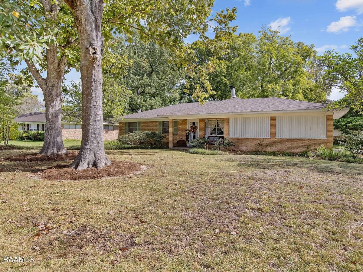 House for rent at 115 Brighton Dr, Lafayette, LA 70503