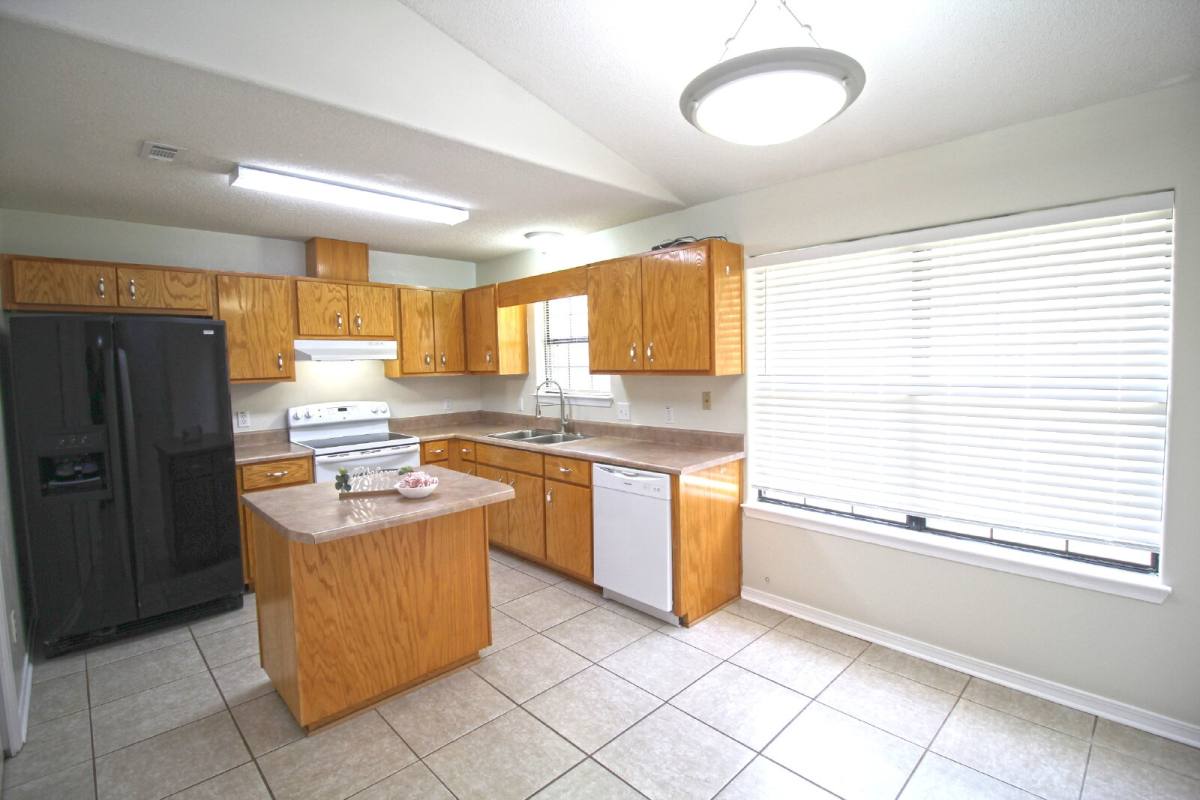 House for rent at 1958 Wyatt St, Pensacola, FL 32514