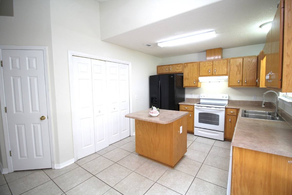 House for rent at 1958 Wyatt St, Pensacola, FL 32514