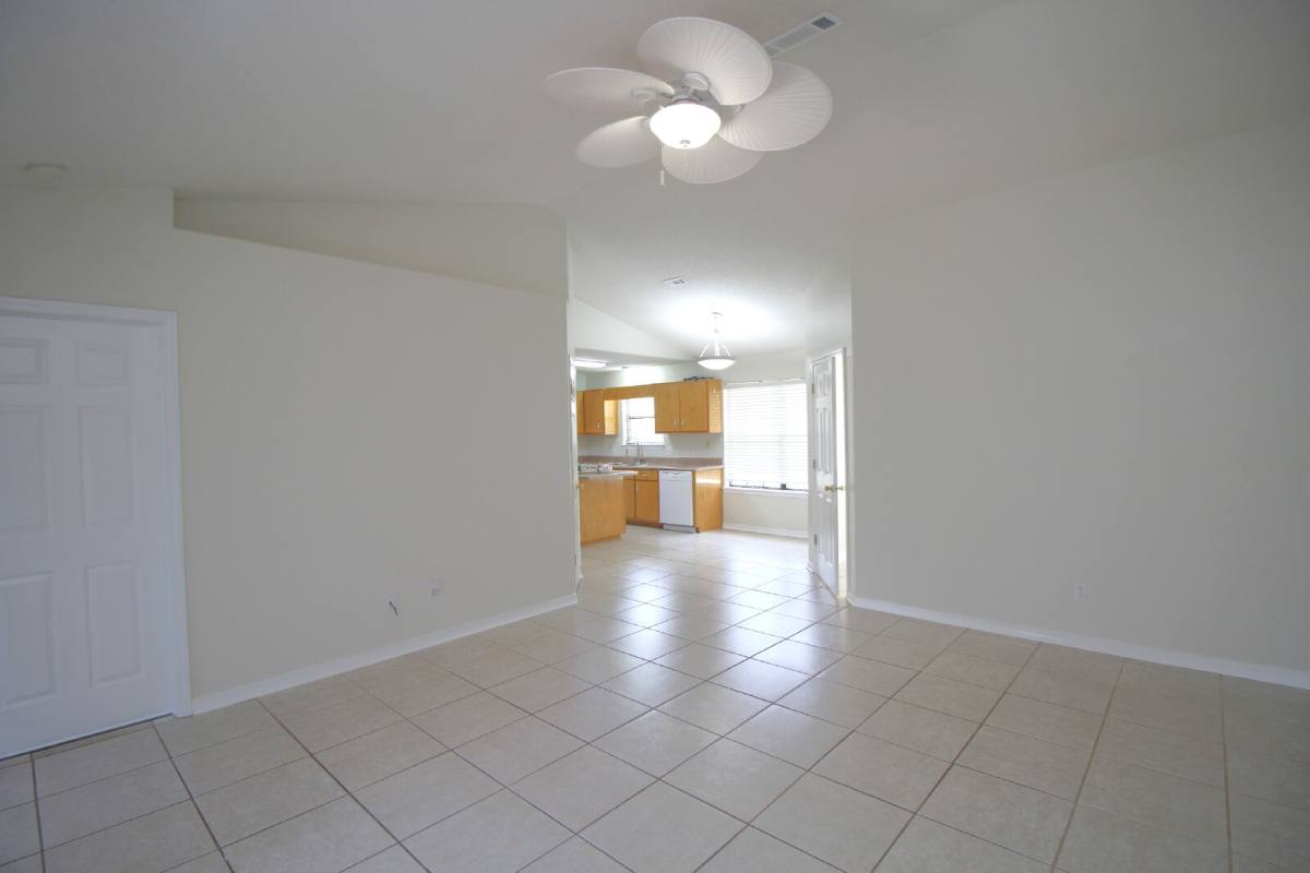 House for rent at 1958 Wyatt St, Pensacola, FL 32514