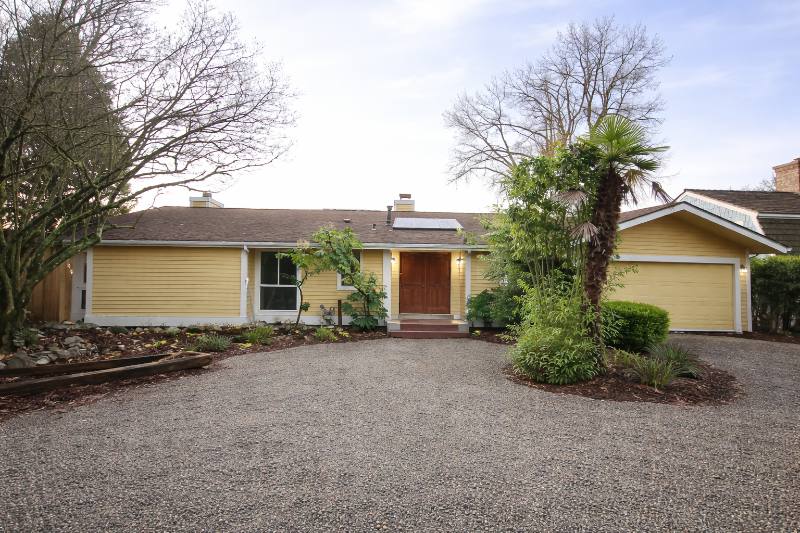House for rent at 15005 58th Lane NE, Kenmore, WA 98028