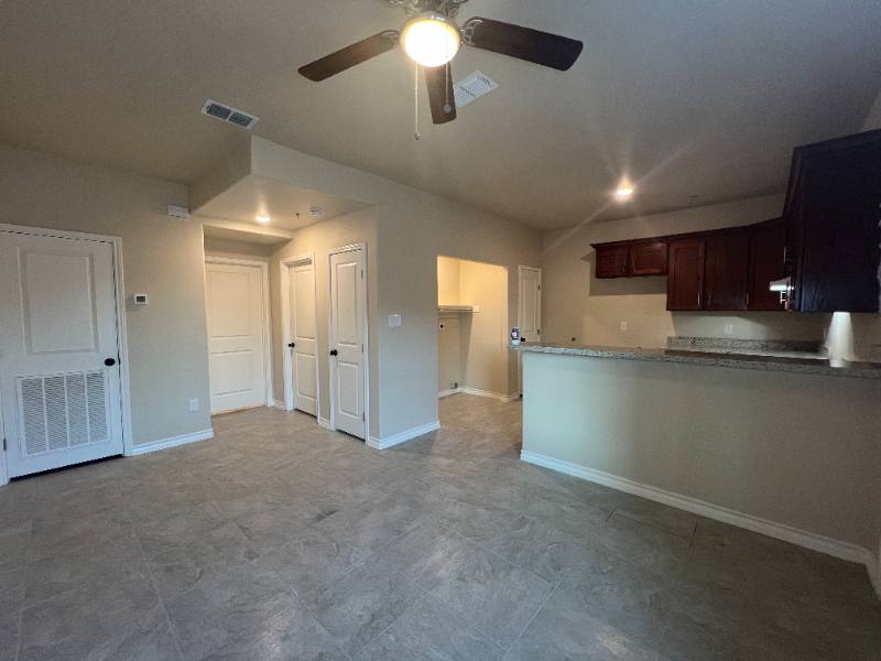 Apartment for rent at 2904 E Lyon St #2, Laredo, TX 78043