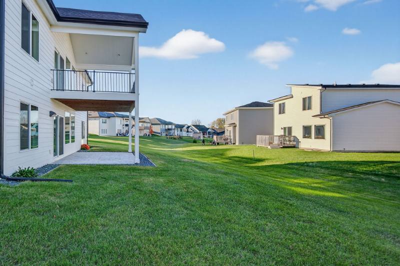 House for rent at 5108 154th Circle, Urbandale, IA 50323