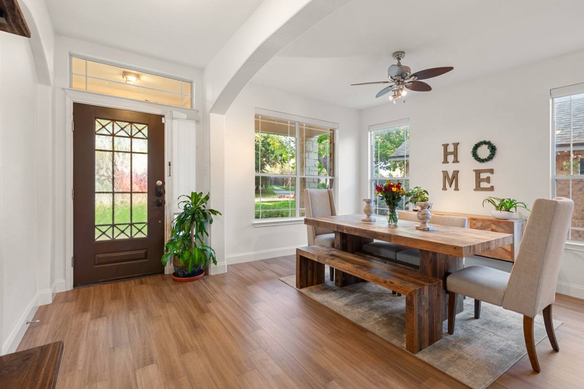 House for rent at 10305 Channel Island Dr, Austin, TX 78747
