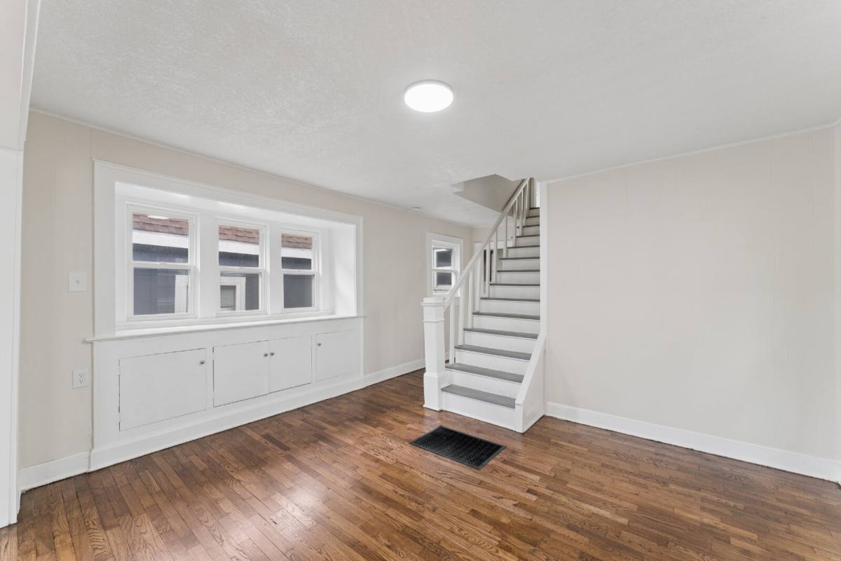 House for rent at 1049 Calvin St, Kansas City, KS 66102