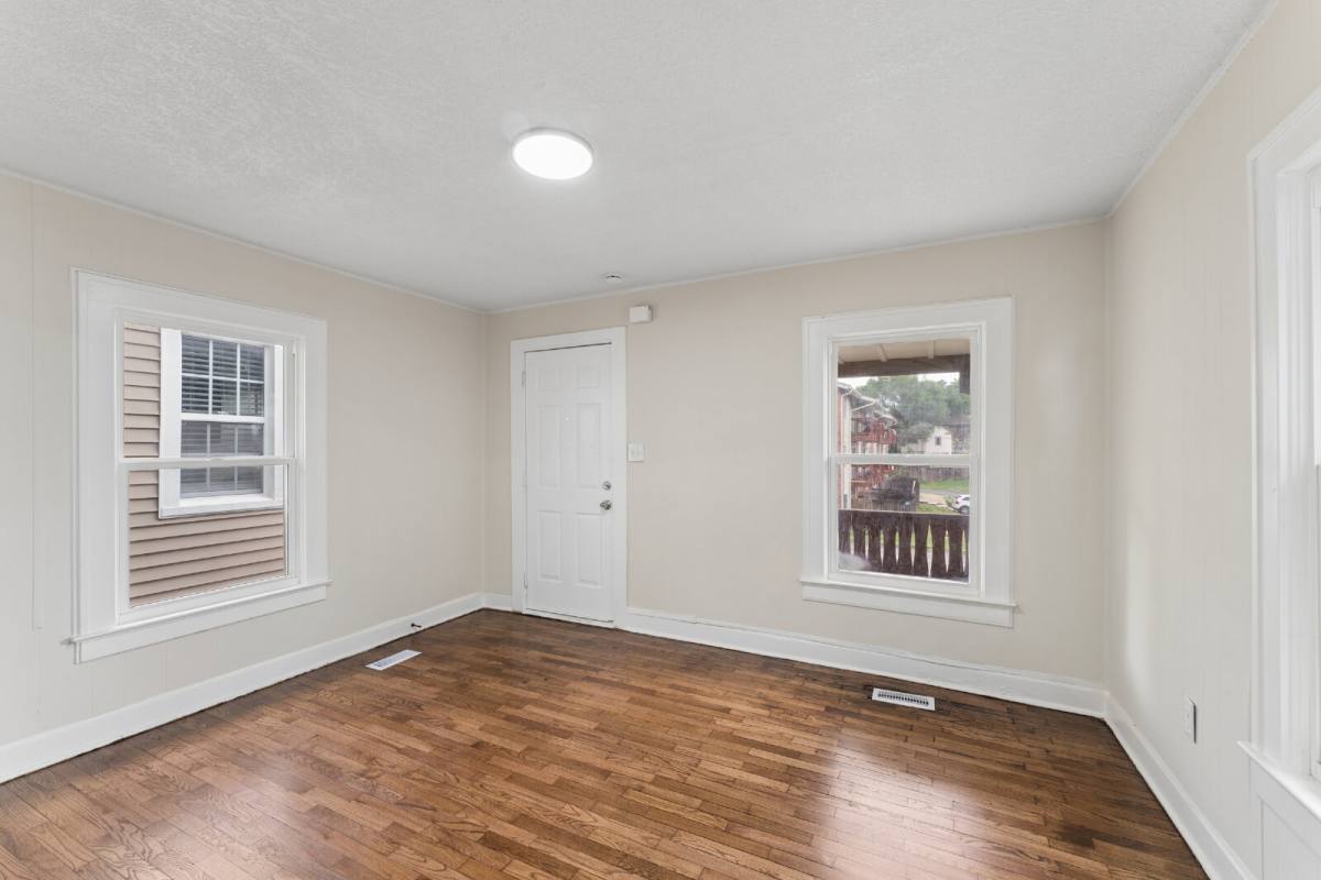 House for rent at 1049 Calvin St, Kansas City, KS 66102