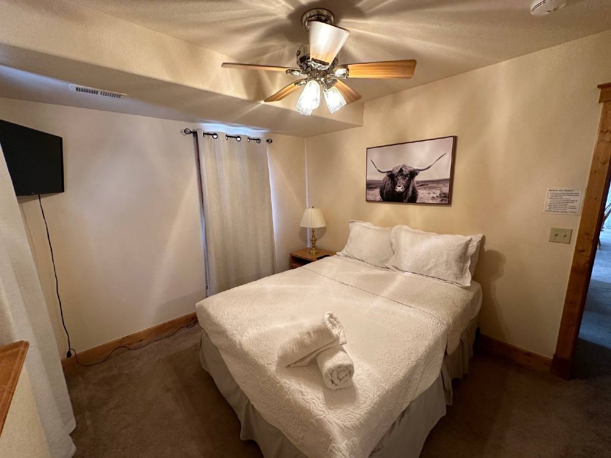 House for rent at 21655 Chicago Creek Rd, Idaho Springs, CO 80452