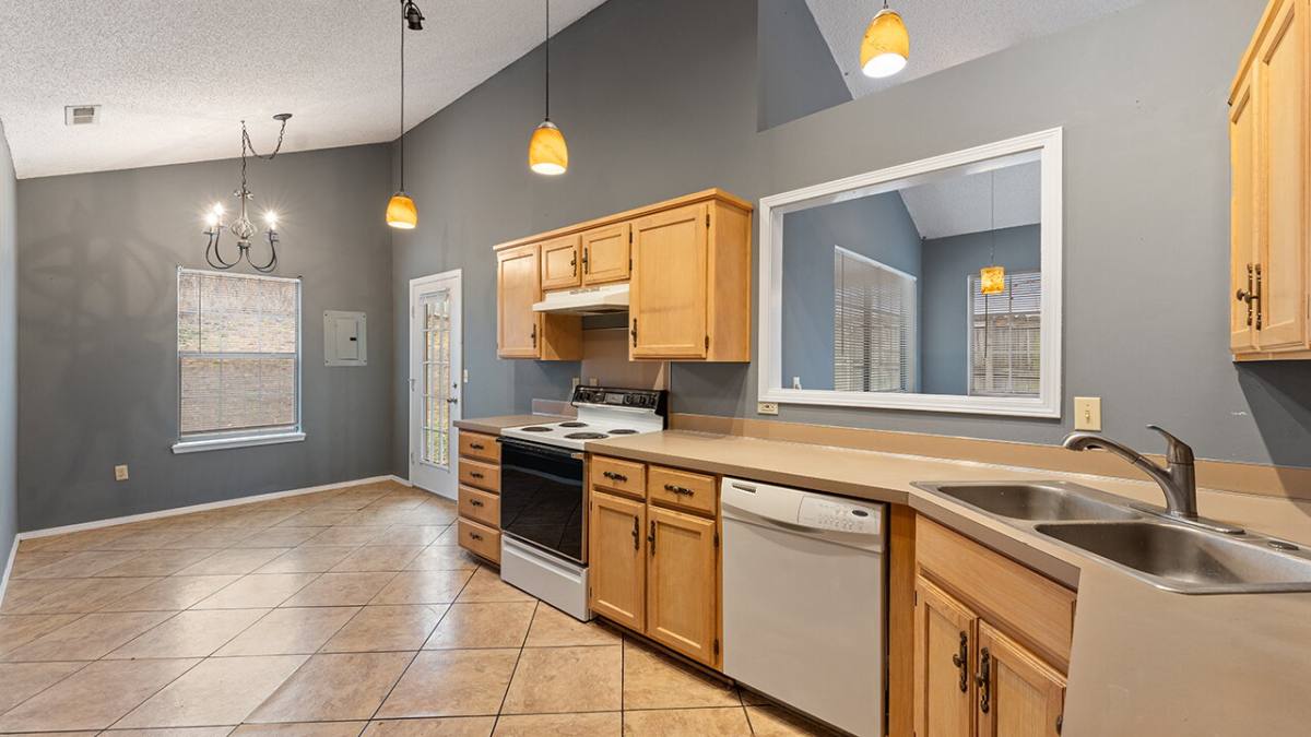 House for rent at 2450 W Jane Circle Dr, Fayetteville, AR 72704