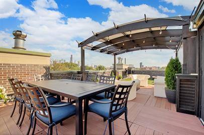 Apartment for rent at 1500 W Huron St #C, Chicago, IL 60642