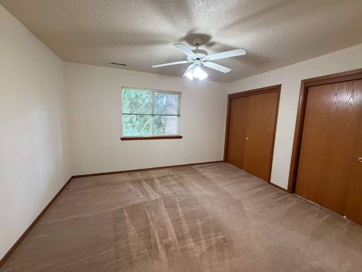 Apartment for rent at 3456 SE Harvey St, Portland, OR 97222