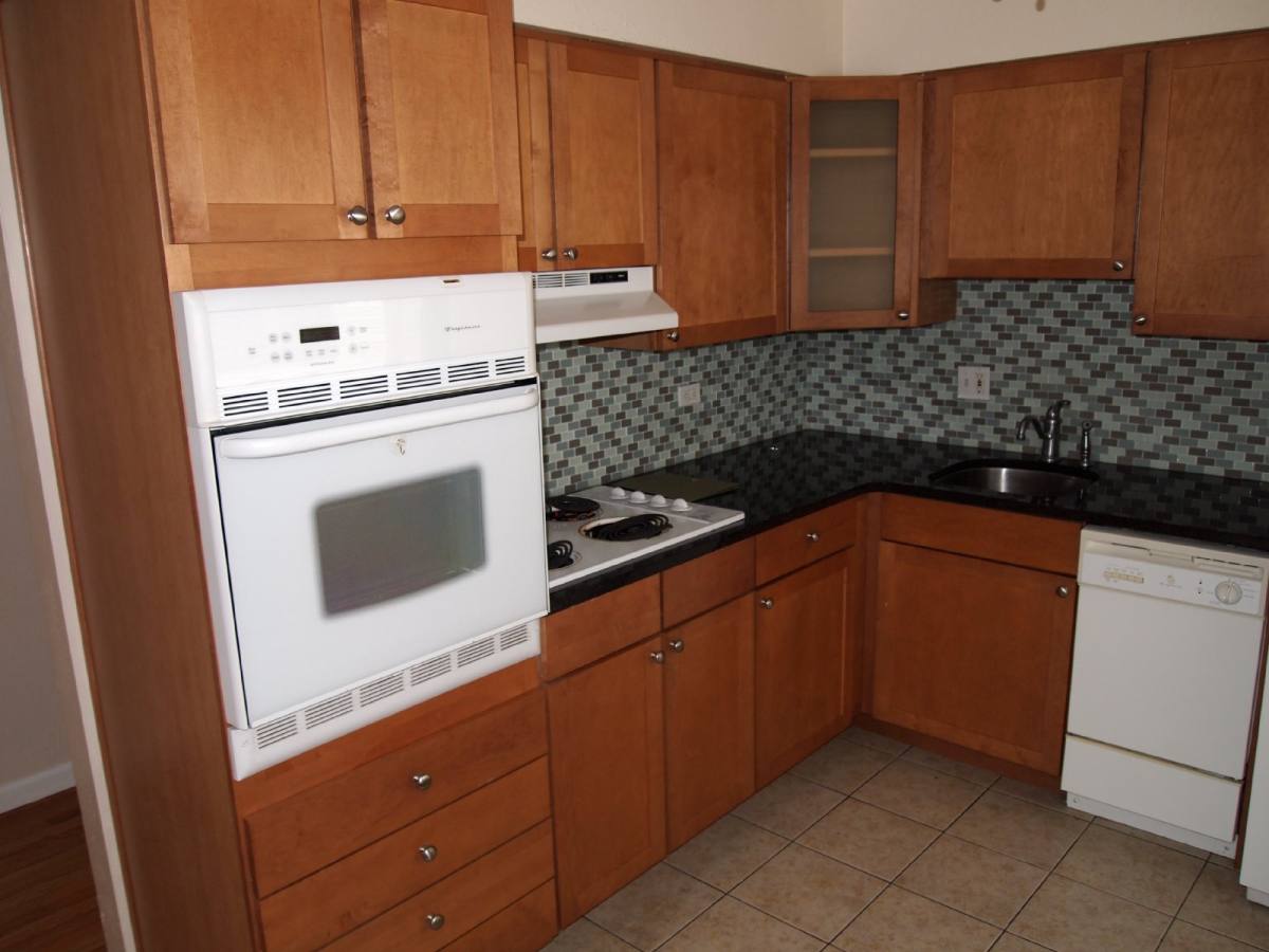 Apartment for rent at 1056 N Marion St #201, Denver, CO 80218