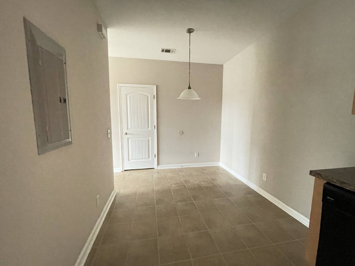 Apartment for rent at 400 Telfair Dr #201, Hinesville, GA 31313